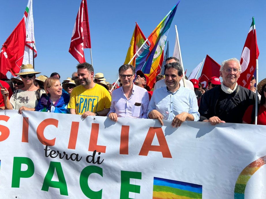 barbagallo sigonella-1.jpg (132437 byte)