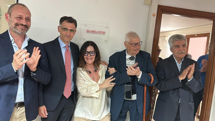 sala Angela Bottari2.jpg (82679 byte)